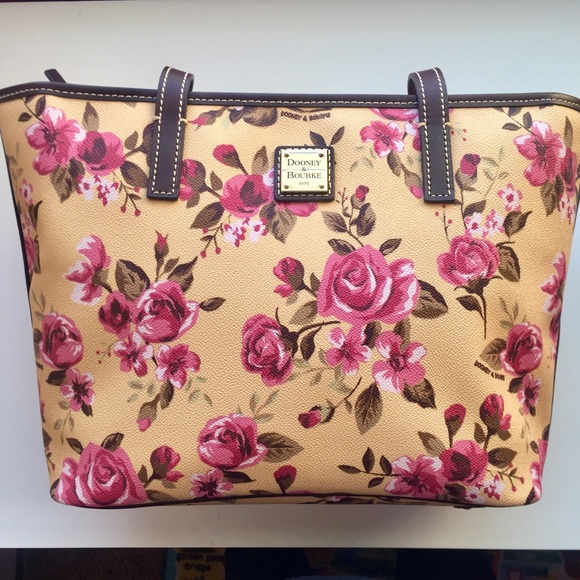 NWT Dooney & Bourke Rose Cabbage Shopper - Picture 2 of 7